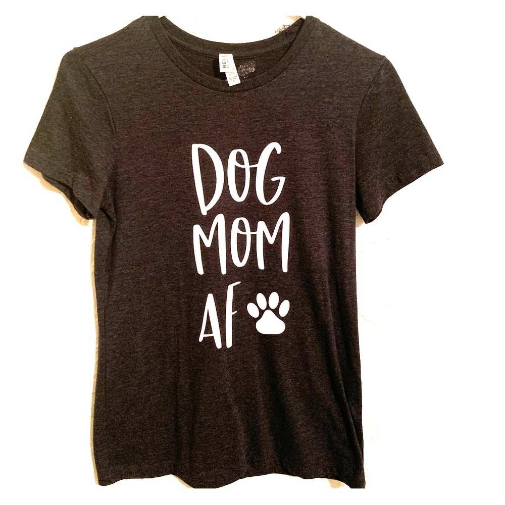 Dog Mom Short Sleeve Tee